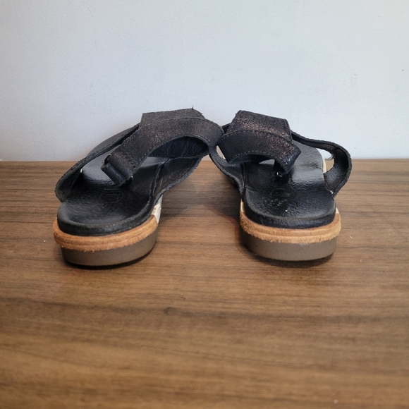 Sorel black leather sandals 8.5 - Picture 6 of 9